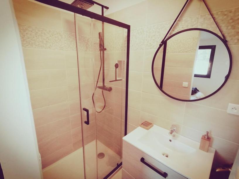 Gite De Charme Spa Privatif L'Oustau Di Tonin Malaucène Exterior foto
